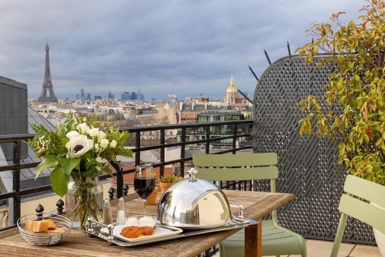 Chambre Double Supérieure avec Terrasse - Vue sur Tour Eiffel