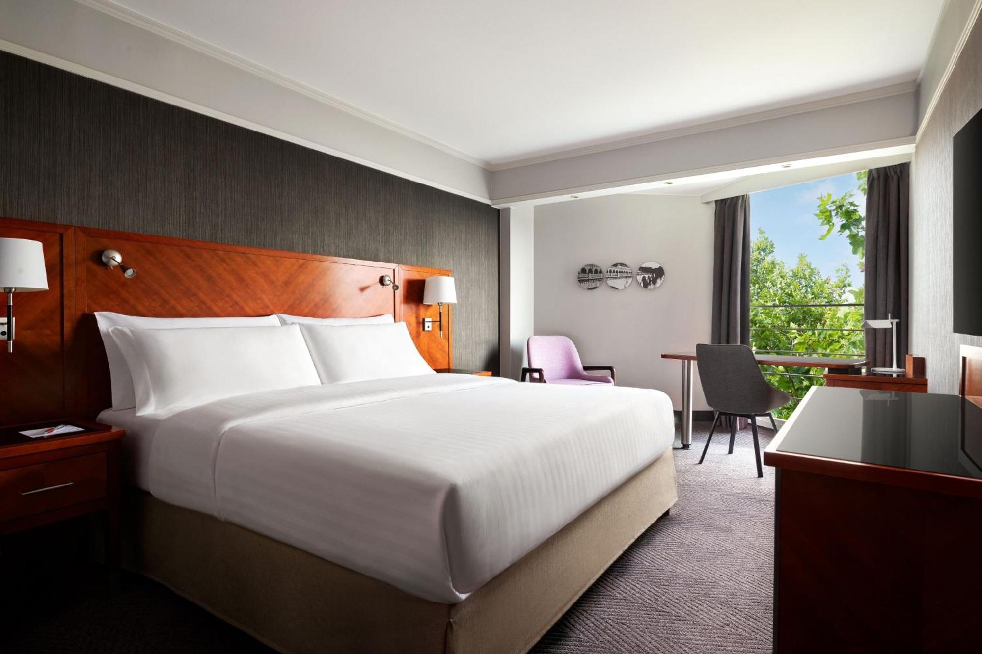 Deluxe King Room,1609716948:JPEG