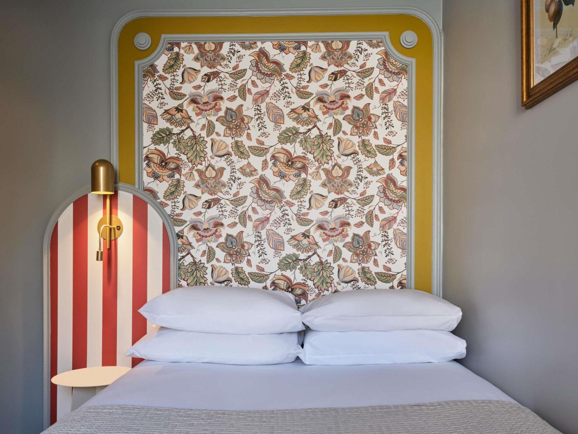 Classic Single Room