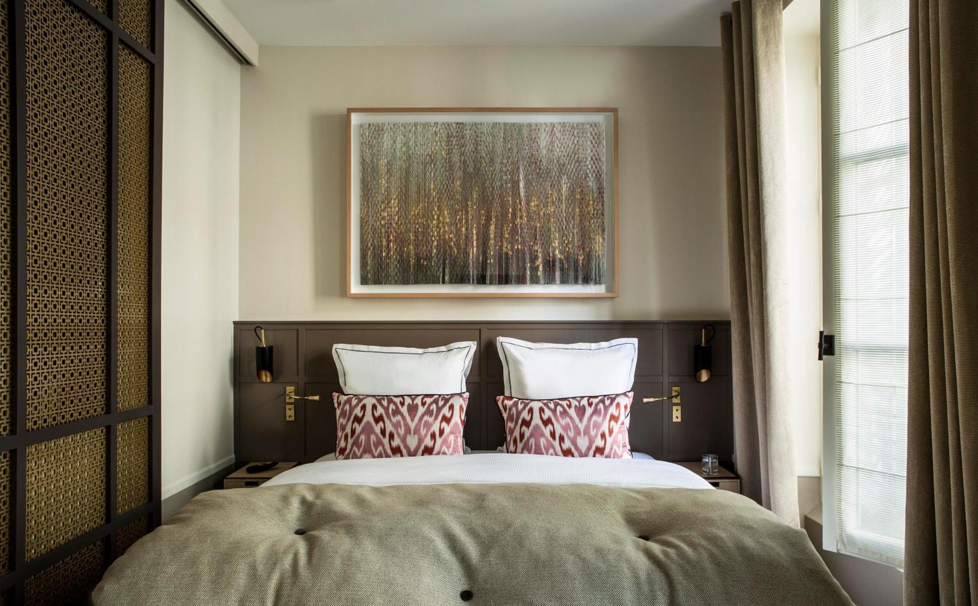 Family Suite adjoining rooms