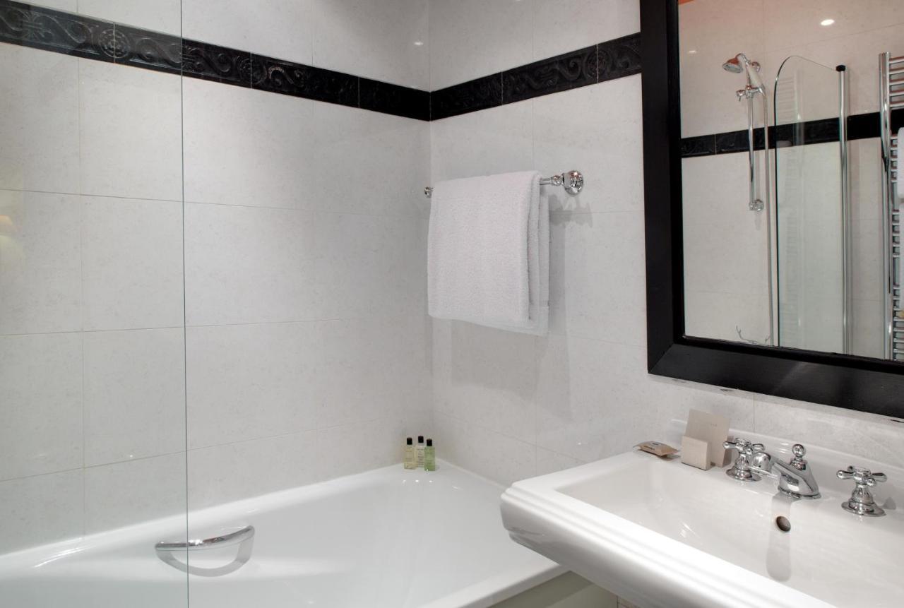 Chambre Familiale (2 Adultes + 1 Enfant)
