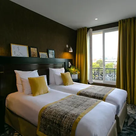 Hotel de Neuville Arc de Triomphe-3