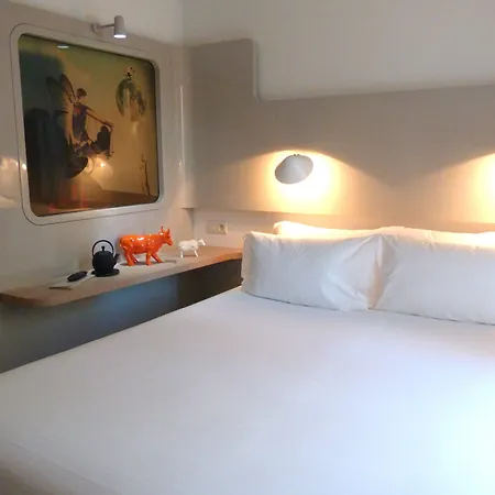 Hotel Le Marcel Paris Gare De L'Est-3