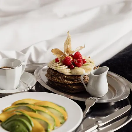 Le Pigalle, A Member Of Design Hotels-3